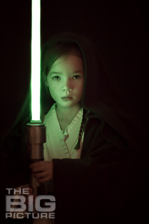 Girl with lightsaber, children's cosplay, girl jedi - Children's Photography